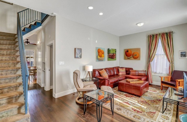Sprawling Townhome w/Private Courtyard + Parking by Lucky Savannah