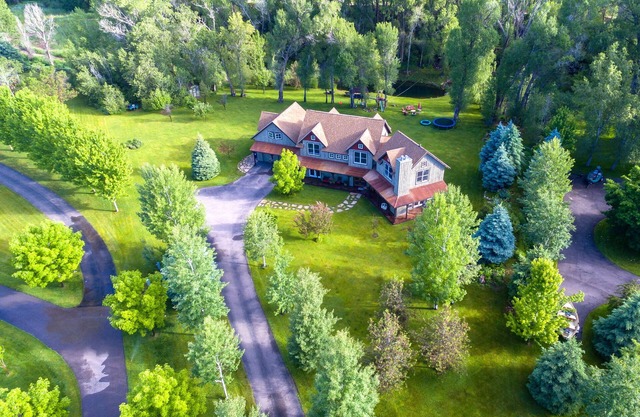 Spring Creek Home Near Aspen And Walking Distance to Whole Foods in Basalt