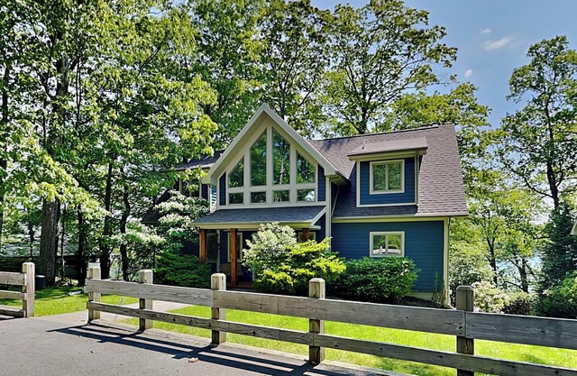 St. Bart's Retreat | Pet Friendly, Lakefront Home!
