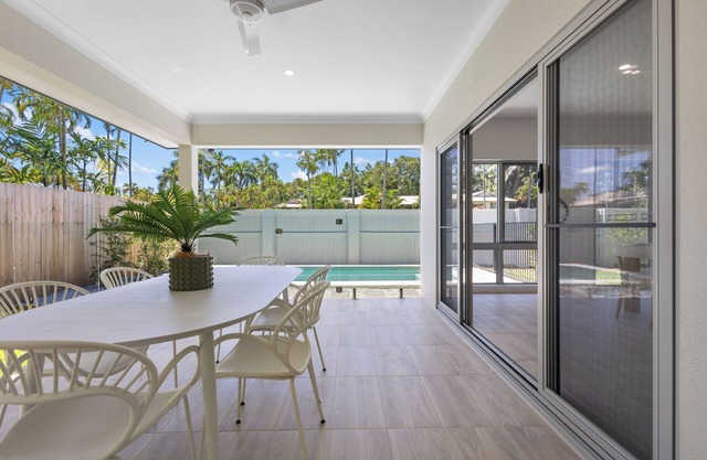 St Crispins Villa 1 with private heated Pool