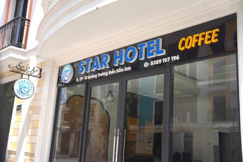 STAR HOTEl