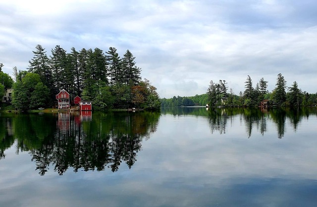 Star Lake, NY: Peaceful Lakefront Setting with Expansive Grounds