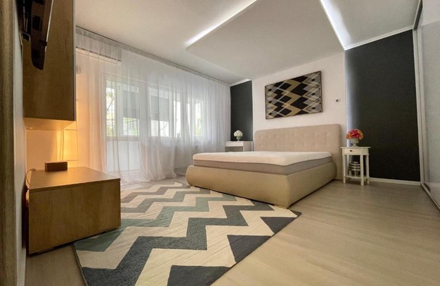 Start Apartments 2
