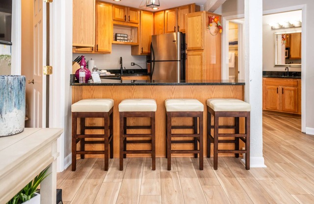 Stay in Abbey Springs! 2 BDR w/Resort Amenities