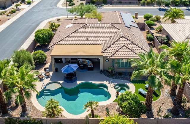 "Stay n Play" Oasis - Surprise/Heated Pool/Spa/Golf Cart/45+ Resort Community
