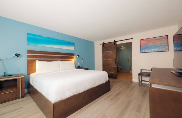 Stay Near The Bustling Port of Long Beach | Amazing Hotel w/Heated Pool