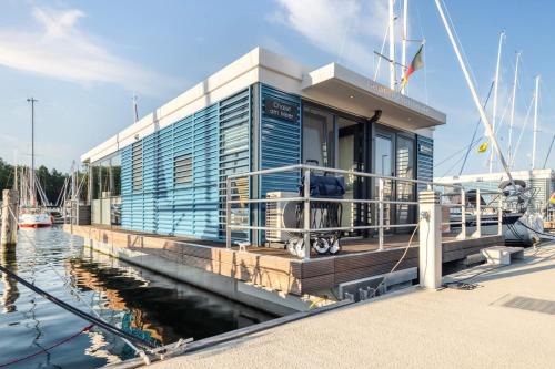 STAY24 - Wasservilla Chalet am Meer