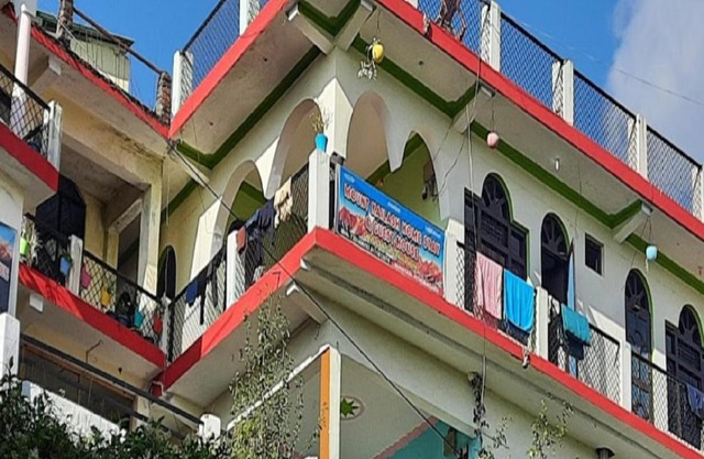 StayApart Mount Kailash Guest House