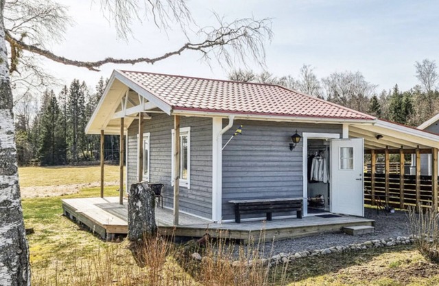 StayNordic | Holiday house in Ljungskile, West coast | SE09031