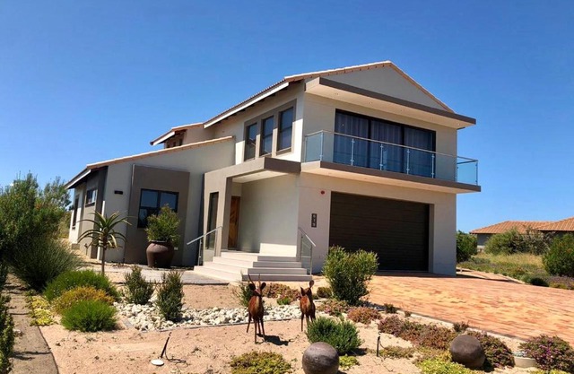 Steenbokkie Holiday Home
