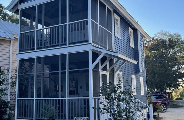 Steinhatchee Landing Resort - #15 Saffron - Close to pool-*THIRD NIGHT FREE*