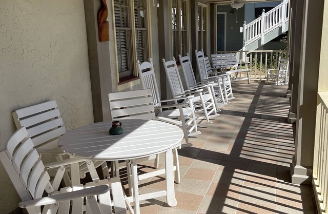 Steinhatchee Landing Resort-River House A #17-Waterfront-*THIRD NIGHT FREE*