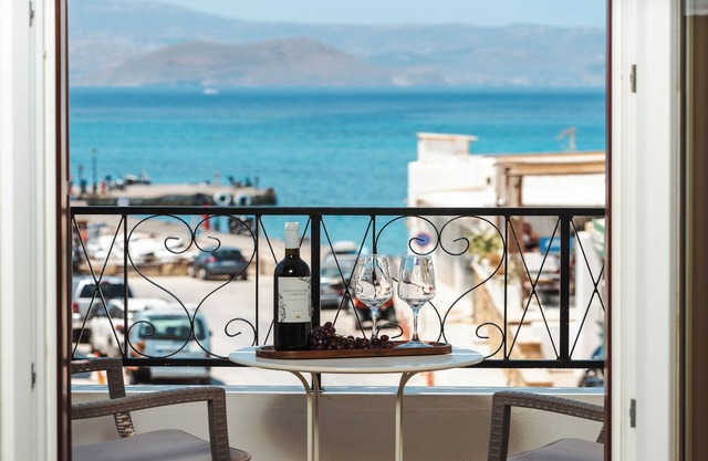 Stella’s Villa - Spacious 80m² Sea View Apartment - 50m from beach