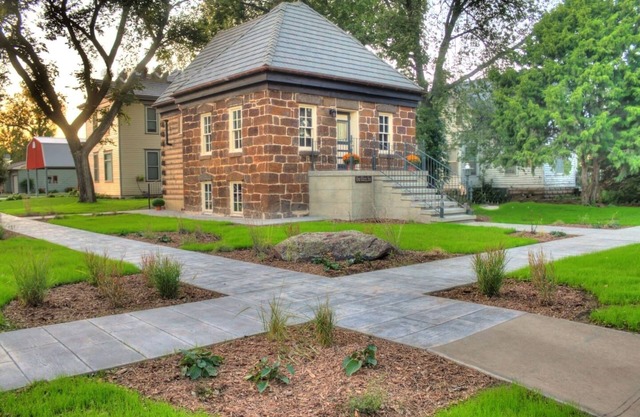 Stenhuset: Stunning Historic "1877 Stone House"
