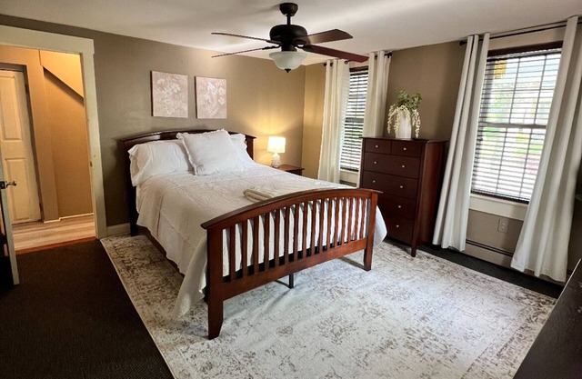 Steps Away from Downtown Bristol - Cozy Family Retreat!