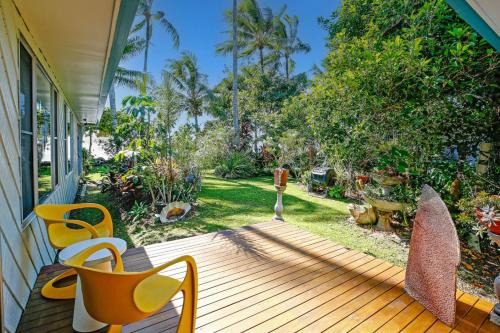 Steps to Sand Machans Beach