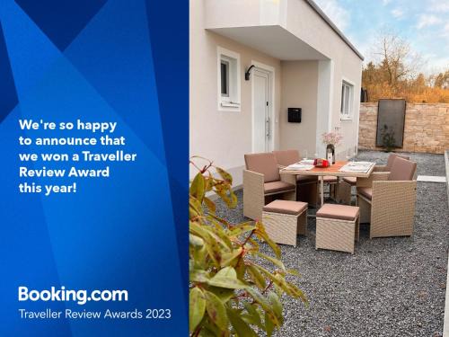 Stilvolles 3 Zimmer Apartment- nahe Spieleland und Friedrichshafen - modern ruhig mit eigenem Außenbereich