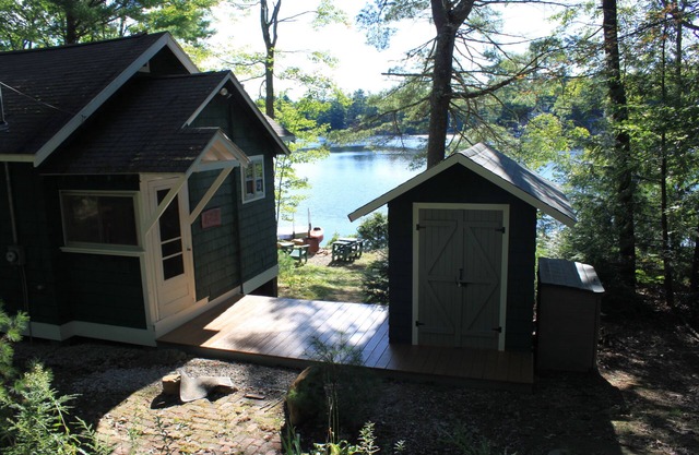 Stone Turtle Cabin on Huntress Pond