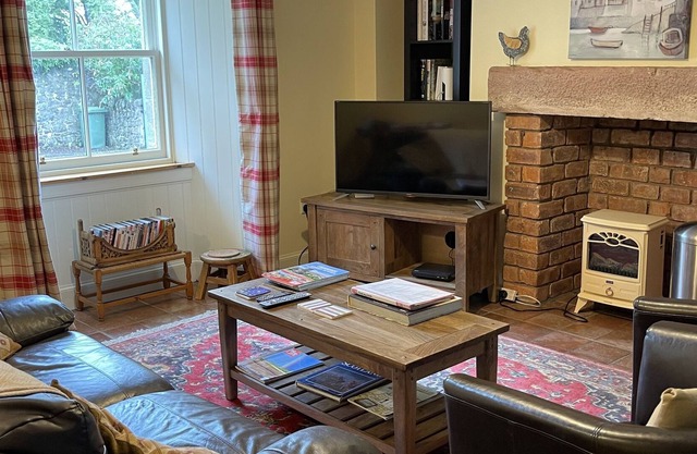 Stonelaws Holiday Cottages: The Law Cottage