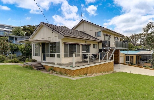 Stradbroke House in Metung