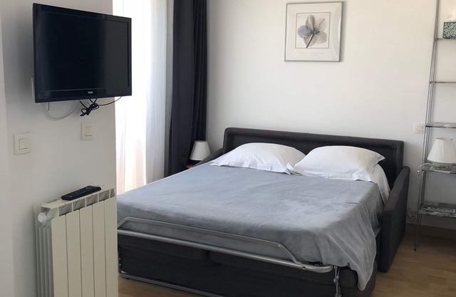 STUDIO 2 MINUTES BEACHES ILE ROUSSE