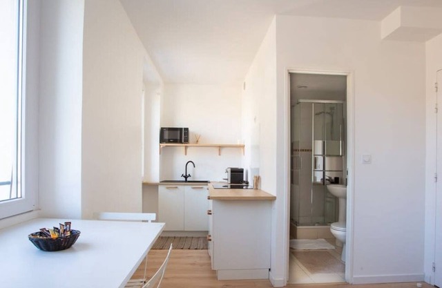 Studio Acropolis District