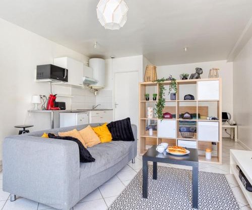 Studio agreable RDC sur ETAMPES - Rickhoss Home