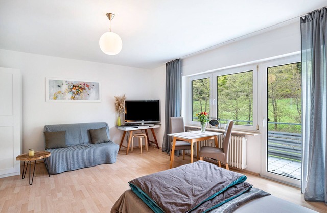 Studio 'Am Gaisbach' with Balcony and Wi-Fi