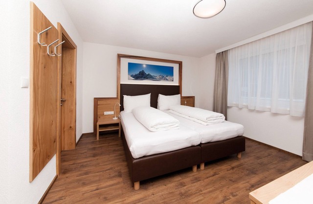 Studio Apartment 'Top 3 Eisenspitze' with Mountain View, Private Garden and Wi-Fi