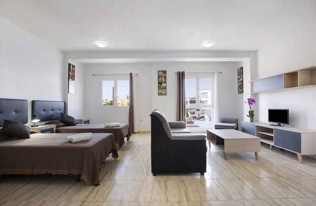 Studio Apartment Betty G in Central Location & with Wi-Fi