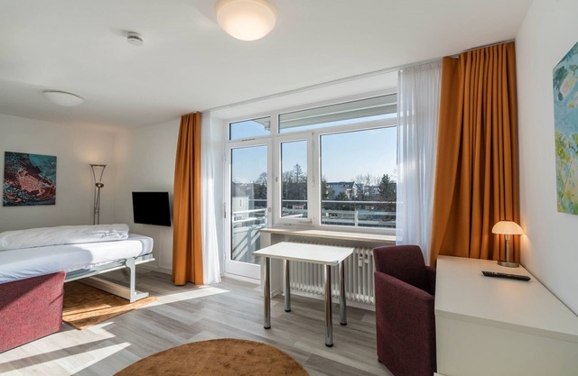 Studio Apartment "Huber Living Single 101" with Balcony & Wi-Fi