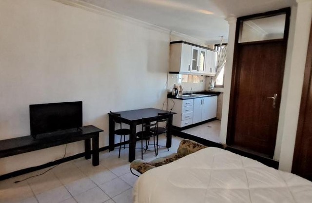 Studio Apartment Near Gazebo Square