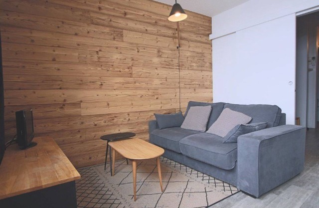Studio cabin 4/5 pers, south-facing balcony, TV, equipped kitchen, ski locker