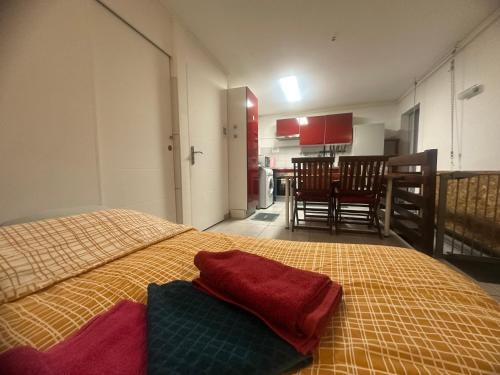 Studio Colombier - 2 personnes - avec vue sur mer