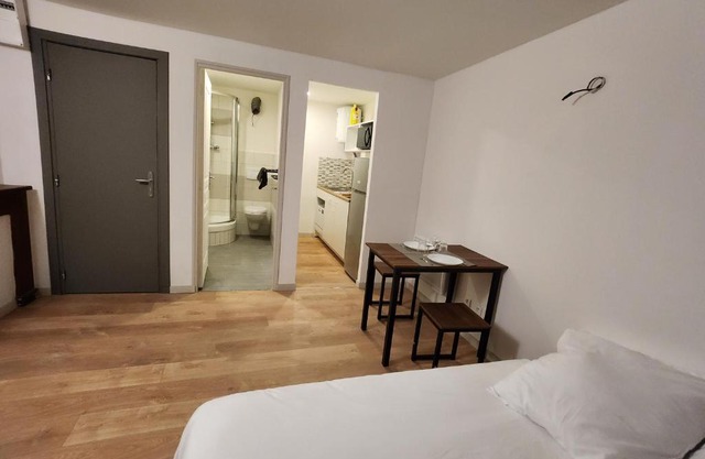 Studio cozy centre ville rdc