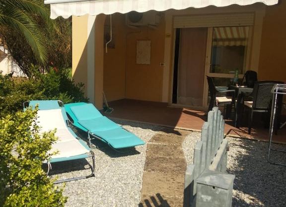 Studio Ele Pizzo beach club