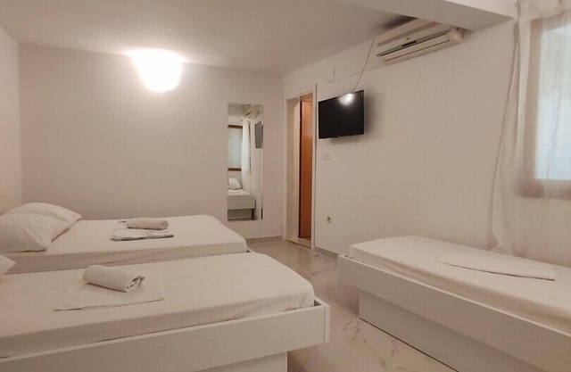 Studio for 4 people.