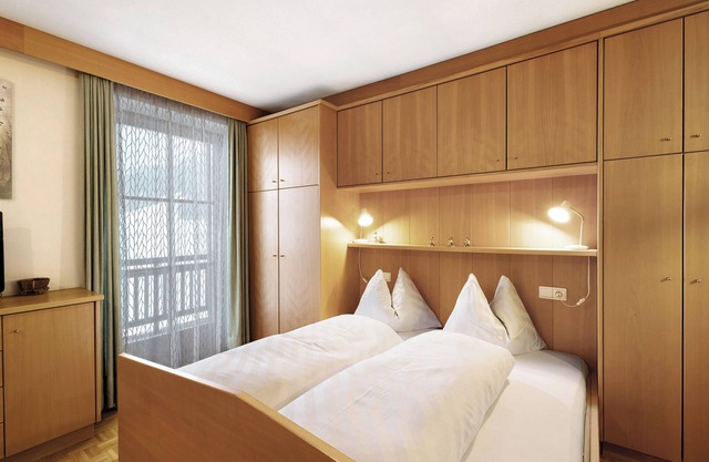 Studio 'Frühling' with Mountain View, Shared Garden and Wi-Fi