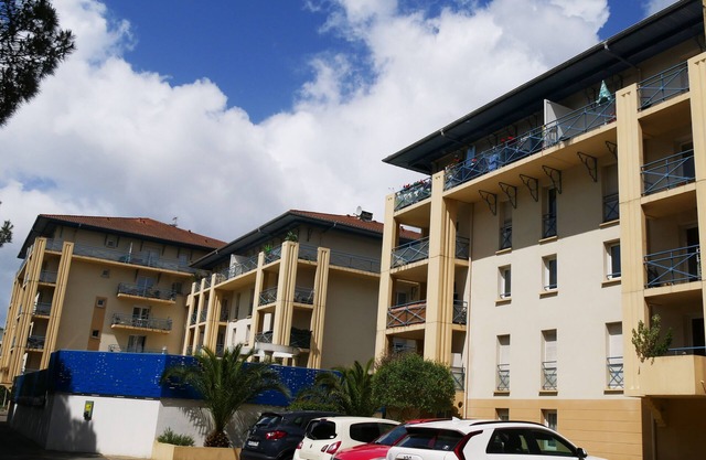 STUDIO IN THE HEART OF ANGLET AND SHOPS