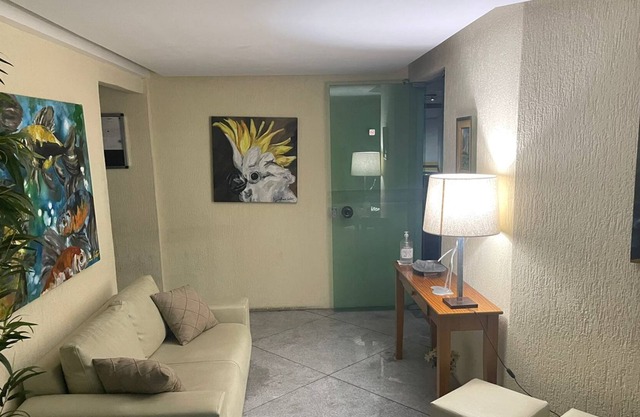 Studio in the heart of Boa Viagem, 5 min walking to the beach
