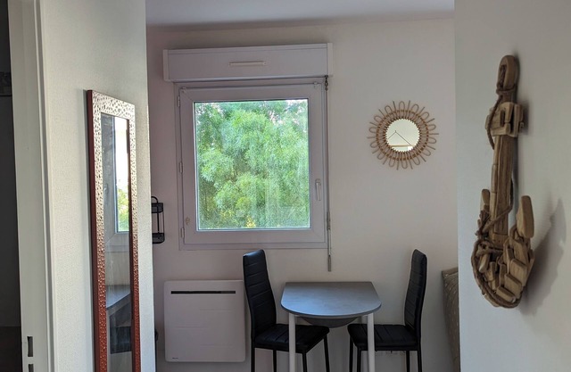 Studio La Rochelle, Minimes
