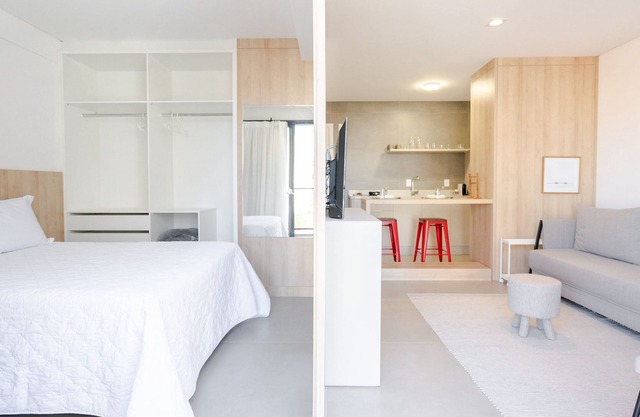 Studio moderno próx. ao shopping | Centro