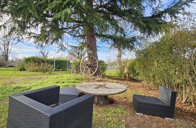 Studio Quinssaines, studio flat, 2 persons