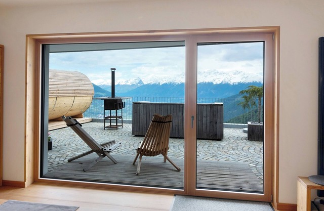 Studio 'Röfen Oströfen' with Mountain View, Shared Terrace and Wi-Fi