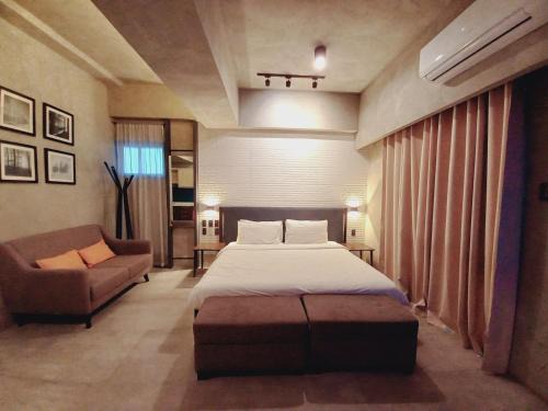 Studio Spacious 2pax allowable up to 5pax 17077