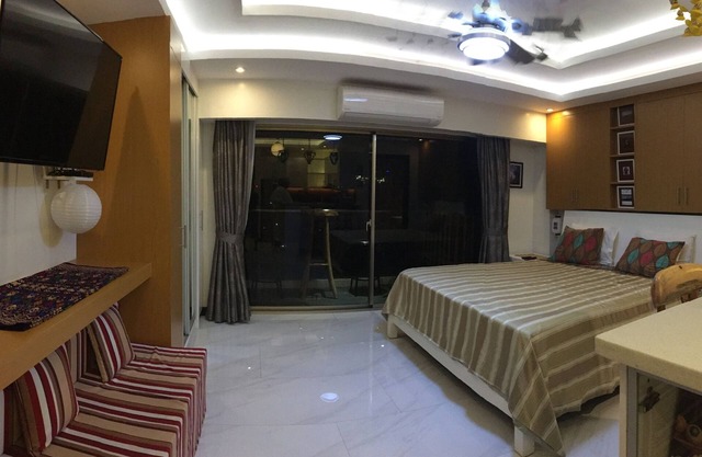 Studio type condominium 605