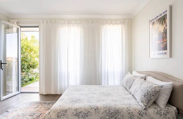 Studio unit with swimming pool.