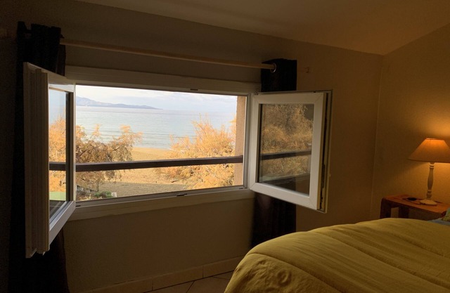 Studio vue mer 2/3 pers 1 lit + 1 liton