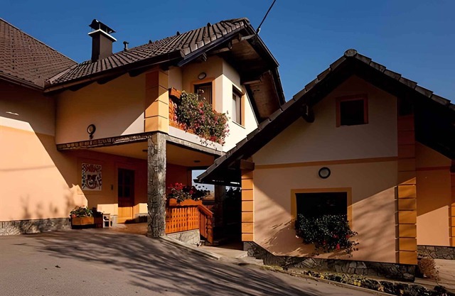 Studio with air conditioning and panoramic view