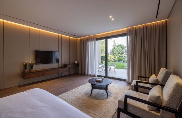 Studio with Pool Access & Serene Garden View - GF